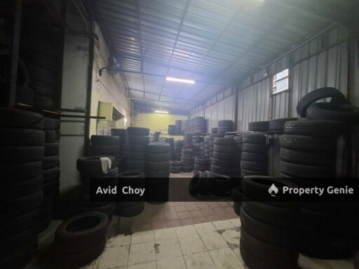 Kota Puteri, Jalan Cenderai, 1.5 Storey Semi Detached Factory for Rent