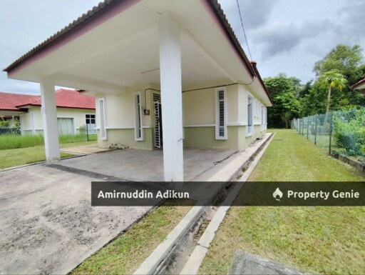 Lenggeng Bungalow Below Market Tanah Luas