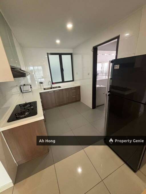 Taman Molek / Ponderosa Lakeside / 2bedroom / Fully Furnished