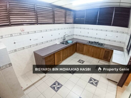 Renovated Corner Lot 2.5 Storey Superlink at Precint 16, Putrajaya