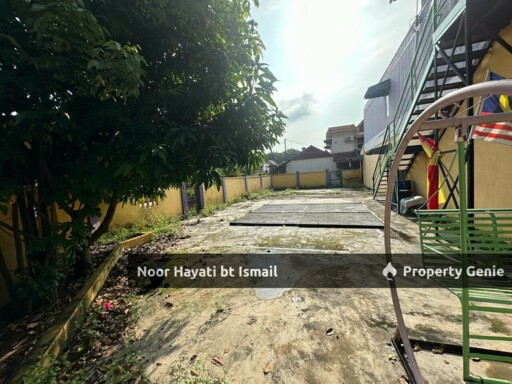 Shah Alam, Sect 19, 2sty House Corner for Sale RM830k