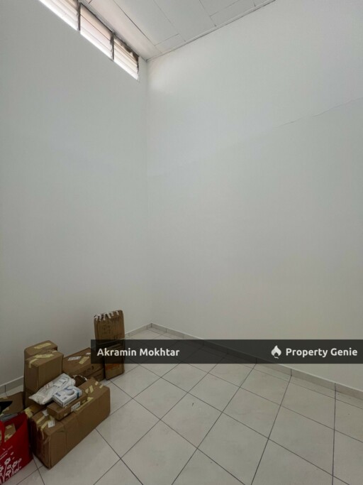 Freehold, Refurbished | END LOT Single Storey Terrace Widuri, Bukit Beruntung