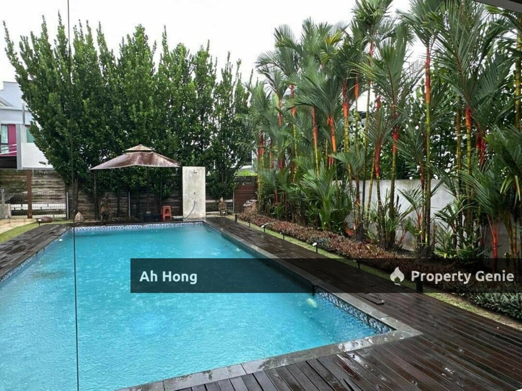 East Ledang / Melody Park / Double Storey Bungalow / Renovated / Freehold