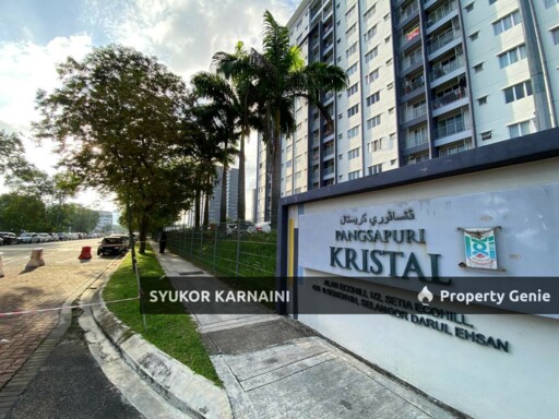 D'Kristal Apartment @ Setia Ecohill, Semenyih