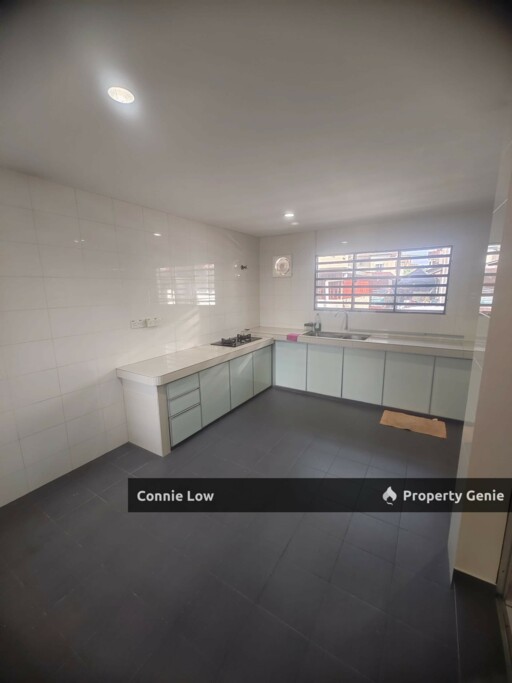 Ipoh Bercham Double Storey Intermediate Corner House for Sale in Taman Pakatan Jaya
