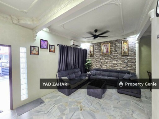 Seksyen 25, Shah Alam | 2-Storey Terrace 4 Bedrooms | RM460K - Freehold, Below Market & Extra Land 6Ft