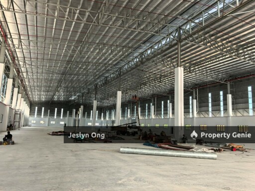 1.5 Storeys Detached Factory at Seelong, Senai for Rent