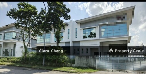 Kempas Utama 1.5 Storey Semi D Factory Light Industrial for Rent