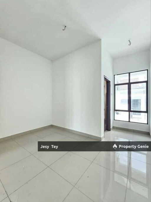 Taman Seri Austin Double Storey Endlot Sales
