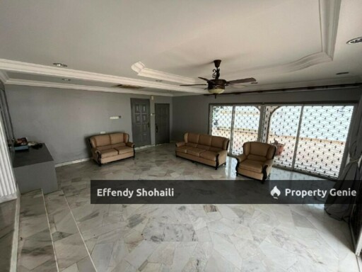 TELUK CEMPEDAK KUANTAN BUNGALOW