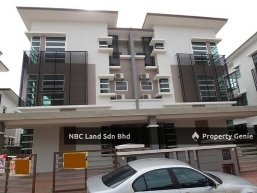 Jelutong Heights 8