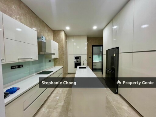 ✨ The Pearl @ KLCC – Elegant 3+1BR with Private Lift & Sky Lounge for Rent! ✨