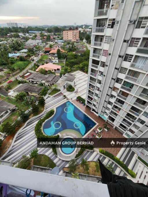 Scott Towers @ Larkin JB