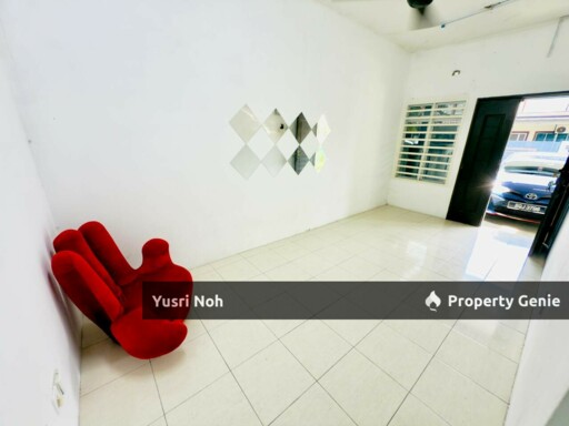 Storey Terrace Jalan Tanjung Sauh Seksyen 30, Shah Alam Selangor