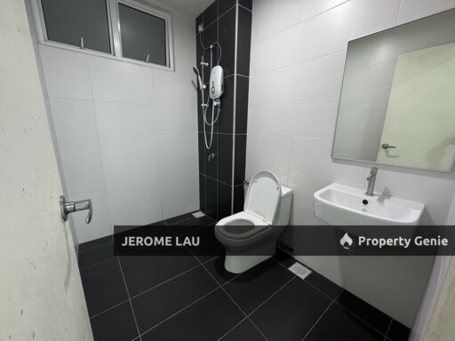 Twin Danga Perling 3 Bedroom for Sale