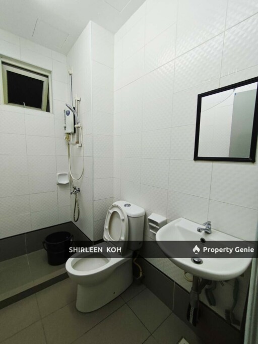 Female room for rent at Season Luxury Apartment @ Larkin JB Town