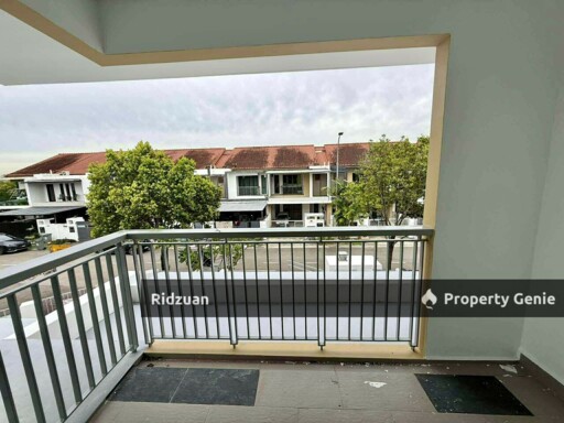 Dato Onn - 2 Storey Terrace House Corner Lot