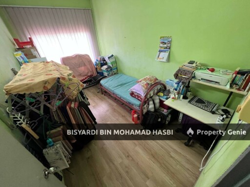 (FACING OPEN) RENOVATED 2 STOREY CORNER LOT, TAMAN RASHID JLN KERETA API LAMA, KAPAR .