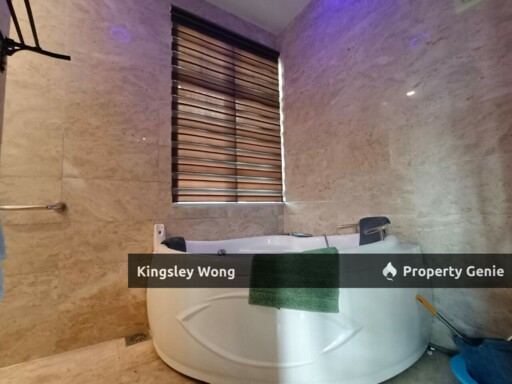 Kings Height Apartment Bandar Meru Raya High floor 4 rooms unit 2 carpark