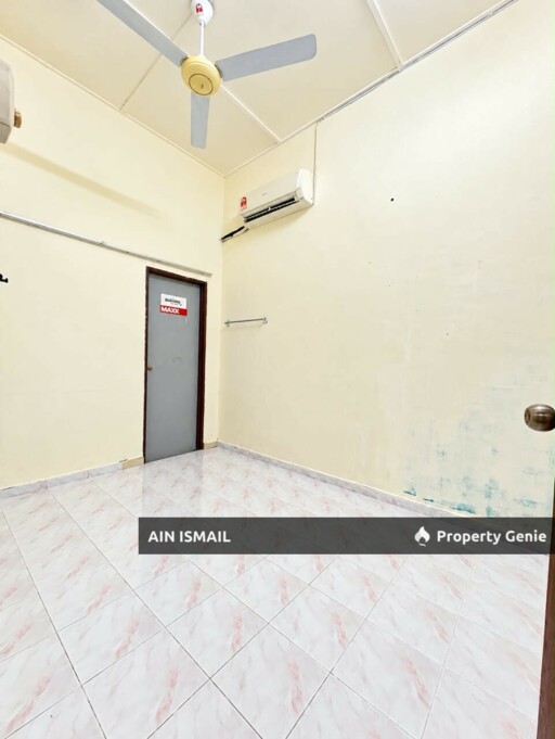 [FULLY RENOVATED] TERES SETINGKAT TAMAN KRISTAL, SUNGAI KARANG DARAT, KUANTAN