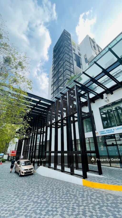 Centrio Pantai Hillpark | Office | Save up to 241k | Below Market Value 34% Auction Property!