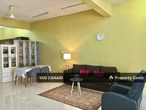 D'Kayangan, Shah Alam | 2-Storey Superlink 5+1 Bedrooms | RM1.25M - Renovated and Non Bumi Lot