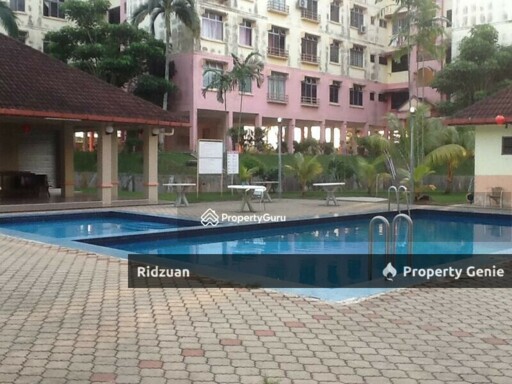Ria 2 Apartment, Taman Megah Ria