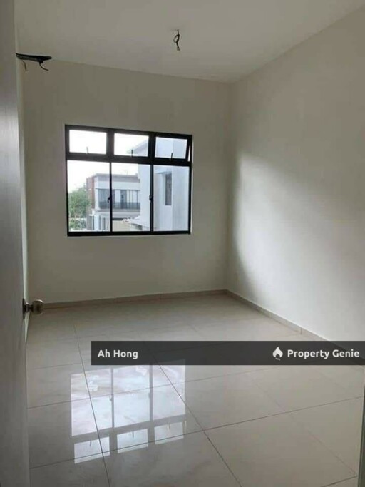 Sutera / Taman Danga Sutera / Big Size Double Storey / Second Hand Brand New / G&G / Freehold