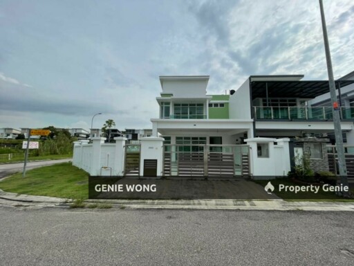 CORNER Kempas Utama Cluster House