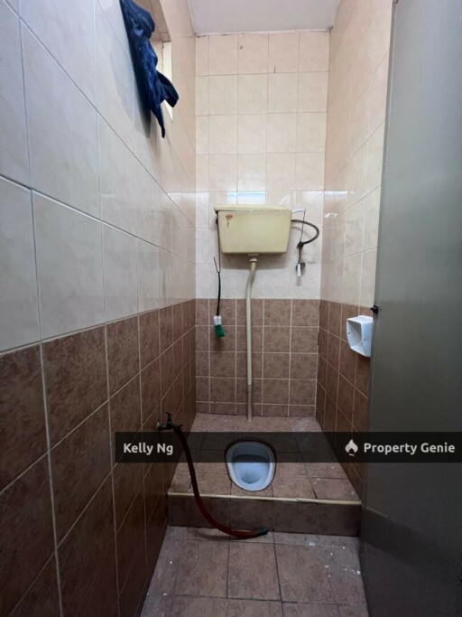 Double Sty Corner Renovated House At Bukit Tinggi Klang For Sale & Rent