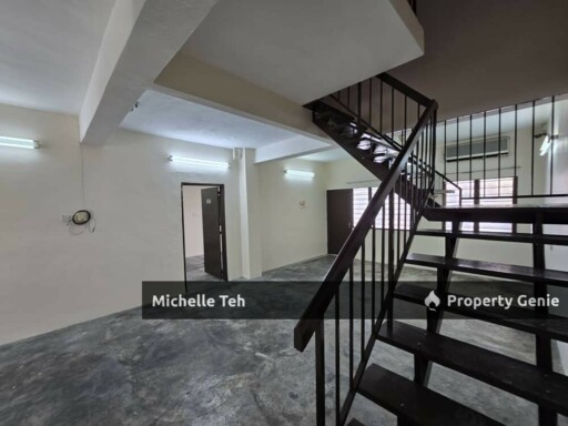 Ipoh Bercham Renovated Corner House For Sale