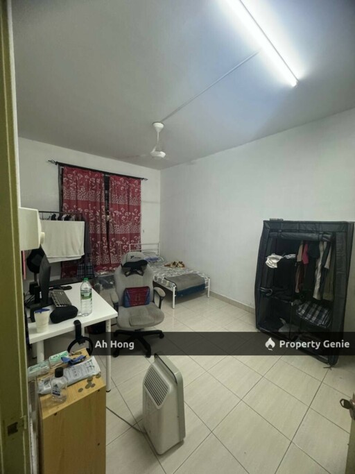 Tampoi / Kipark / 3bedroom / Partially Furnished / Below Market