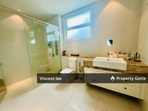 Taman Meranti Jaya, 3 Storey Luxurious Bungalow with Swimming Pool, Freehold, Facing North, Tip Top Condition