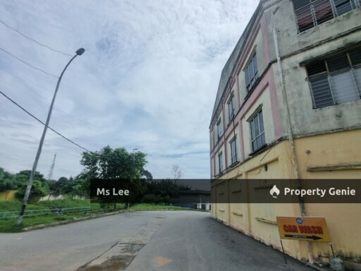 Corner 2nd Floor Shop Office-Taman Semenyih Sentral @ Semenyih-Ready Now