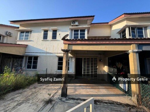 Teres 2 Tingkat Bandar Putra Tanjung Lumpur Kuantan