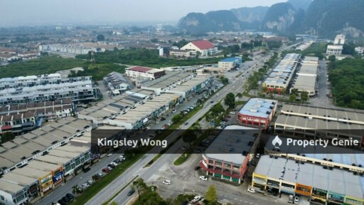 Seri Botani Double Storey Shop Lot Facing Empty Land