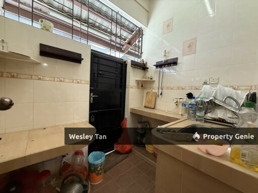Taman Pertam Jaya , Ujong Pasir Melaka - 2 Storey Terrace House | Fully Extended | Near To Melaka City Center | Furnished | For Sale