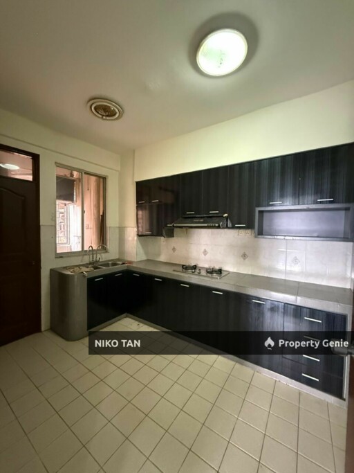 Persiaran Tanjung Apartment With 3B2B Tampoi For Sale