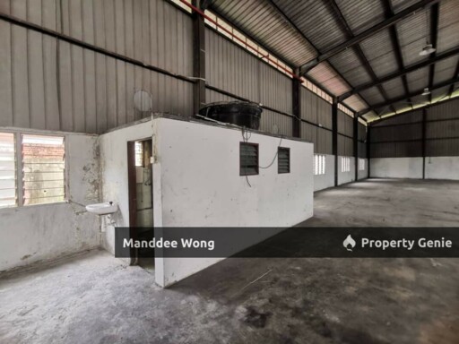 WTS/RCI Industrial Park/Suitable For Storage/9,082 Sqft/5.4 Mil
