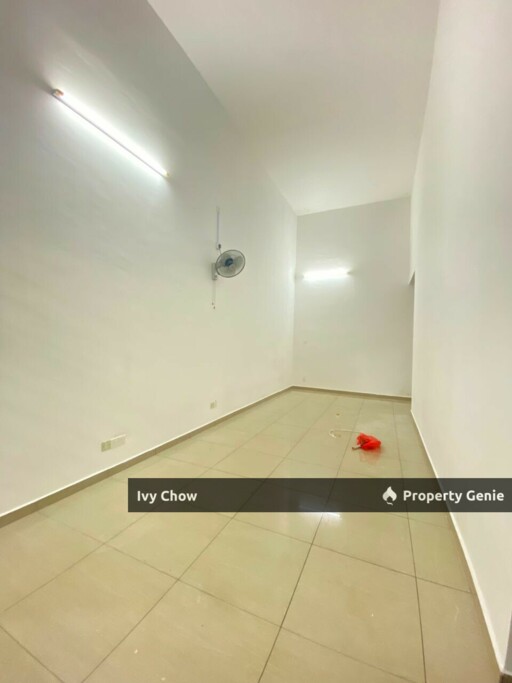 Terreca House Taman Mengkibol for Rent
