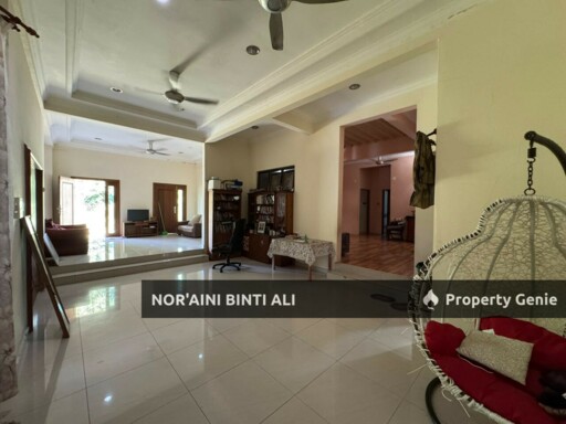 BUNGALOW LUAS + 2 LOT TANAH | KG CHENDERING, PERMATANG BADAK, KUANTAN