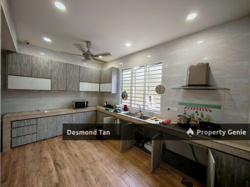 Rimbun Vista ,S2 Heights, Seremban 2 ( End Lot） Renovated