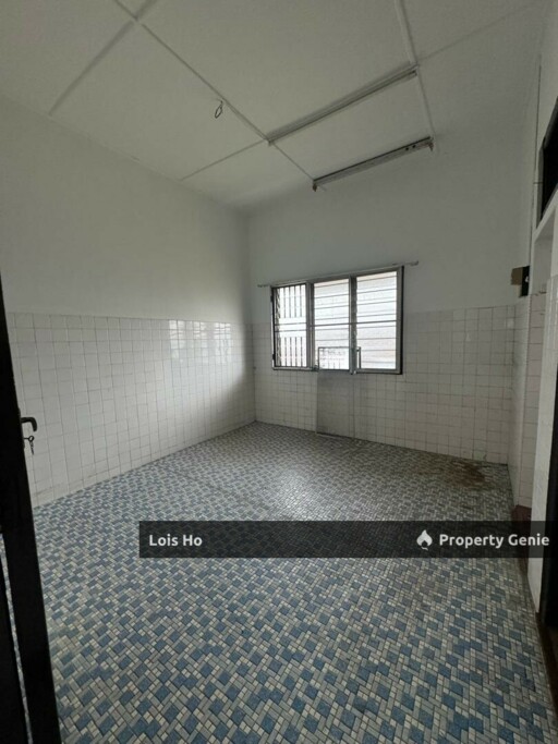 FOR SALE Tmn asean double storey house Freehold Selling price 490k