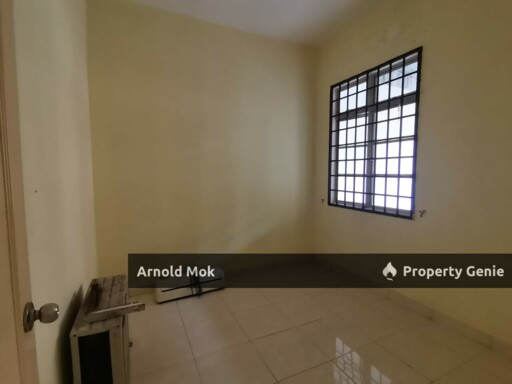 2 Storey Terrace House at Taman Mount Austin for Rent