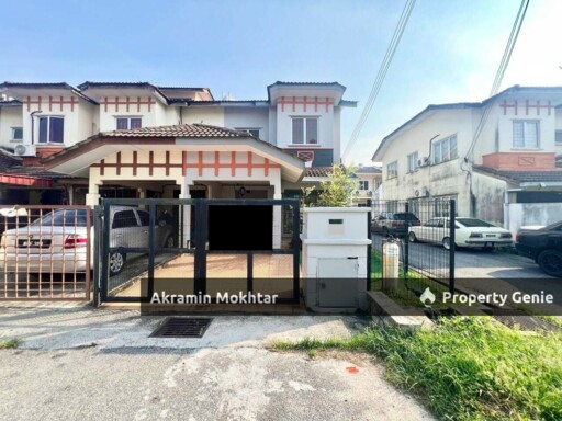 End Lot & Fully Refurbished | Double Storey, Saujana Utama 1 @ Sungai Buloh