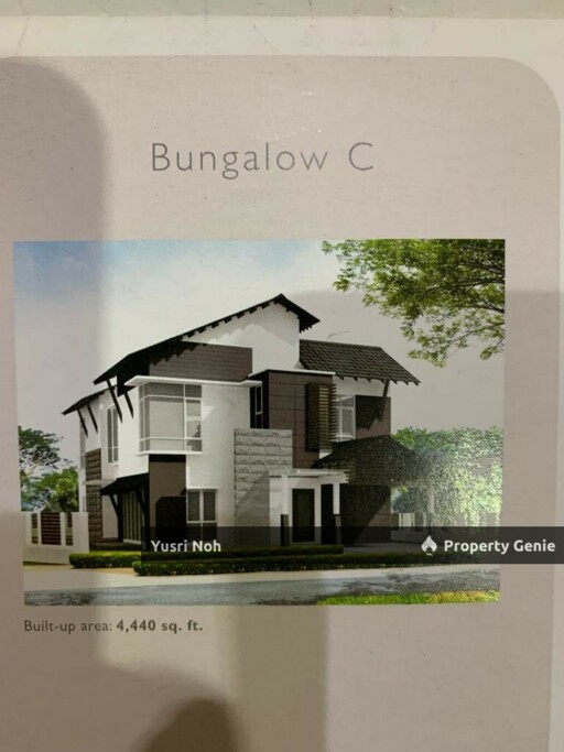 CORNER LOT BUNGALOW @ LAMAN SERI SEKSYEN 13 SHAH ALAM