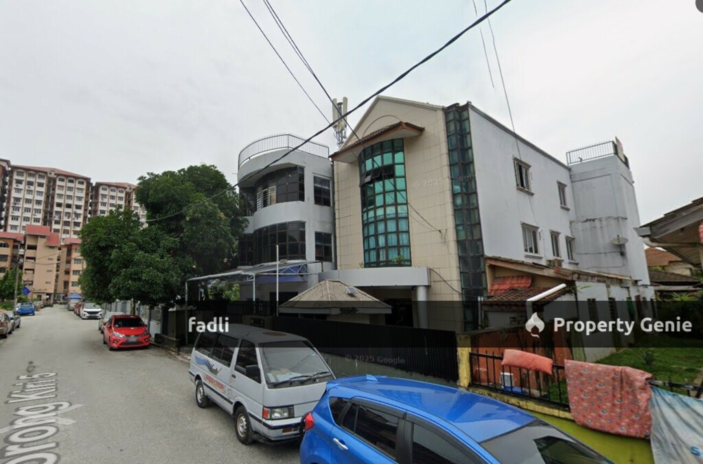 kampung datuk keramat