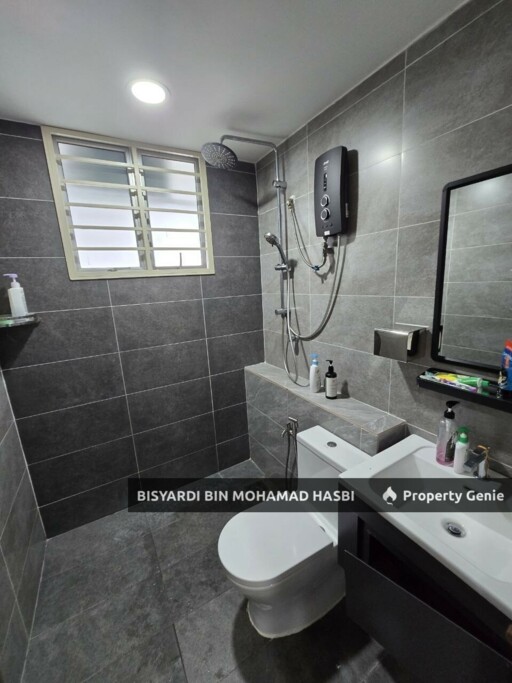 (RENOVATED) Double Storey Terrace Bangi Avenue 1, Bangi.