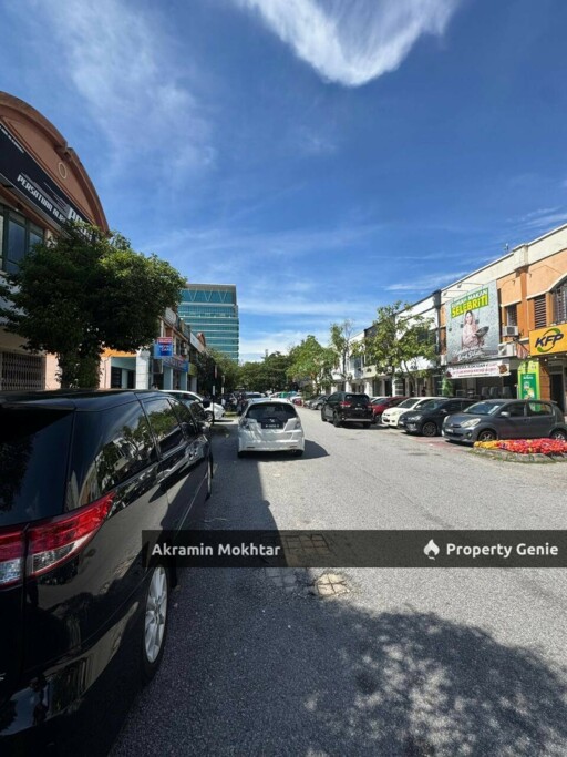 Double Storey Shoplot @ Tadisma Business Center, Jalan Badminton, Seksyen 13 Shah Alam