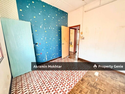 NEAR LRT FREEHOLD 2 Storey Taman Puchong Prima, Puchong